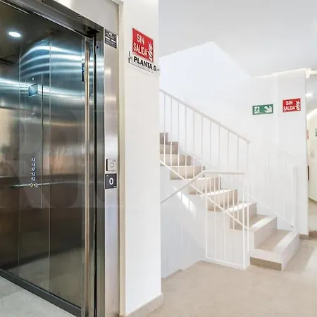 Delightful And Bright Apartment In Center By Rems Malaga Zewnętrze zdjęcie